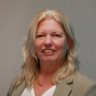 Image of Ellen Pool